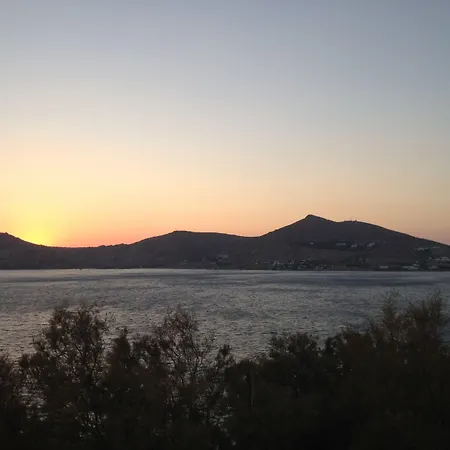 Hippocampus Отель Науса