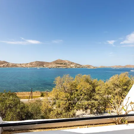 Hippocampus 3* Naousa (Paros)