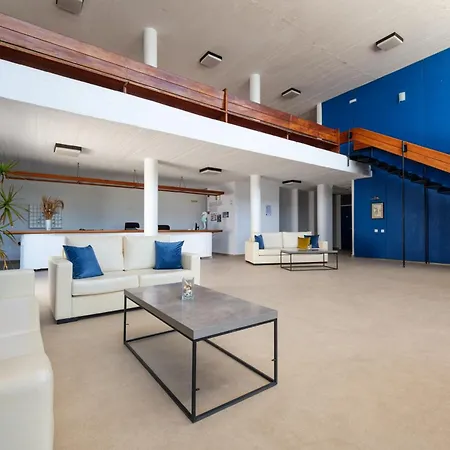 Hippocampus 3* Naousa (Paros)