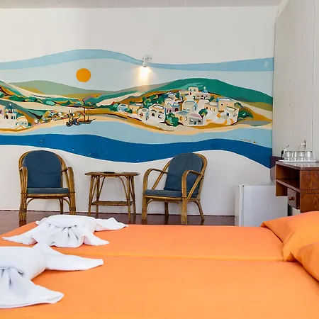 Hotel Hippocampus Naousa (Paros)