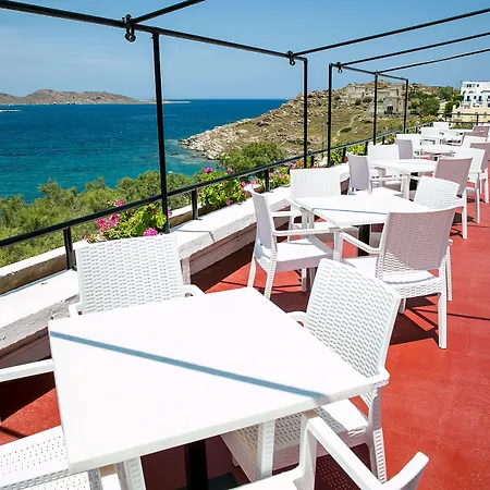 Hotel Hippocampus Naousa (Paros)