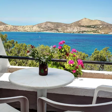 Hippocampus 3* Naousa (Paros)